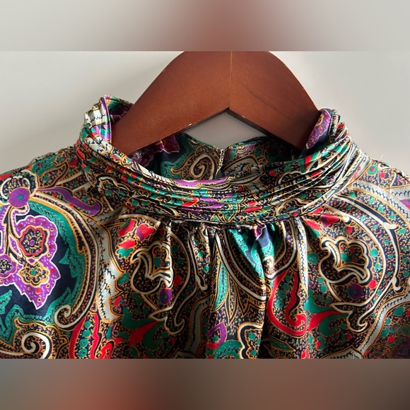 Vintage High-Neck Blouse with Covered Buttons! - Picture 2 of 4